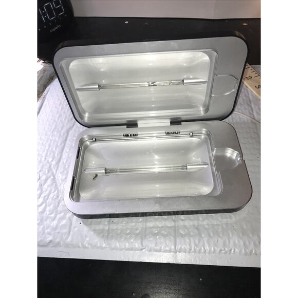 PHONESOAP UV Cell Phone Sanitizer & Charger Model 500-2 Black - Picture 2 of 6